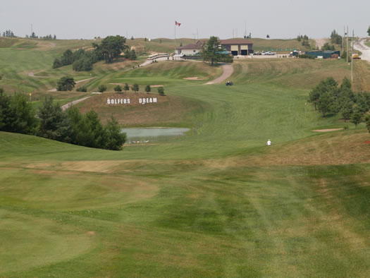Nineth hole at Golfer's Dream Golf Club
